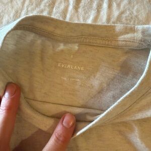 Everlane Gray T-Shirt (S)